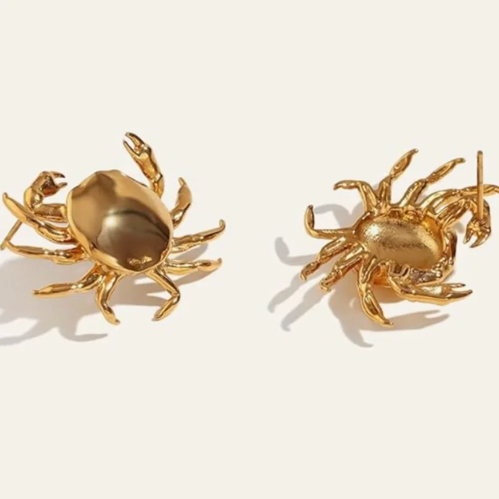 Anthropologie adorable crab